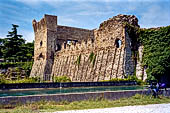 Borghetto di Valeggio. Il Ponte Visconteo. 